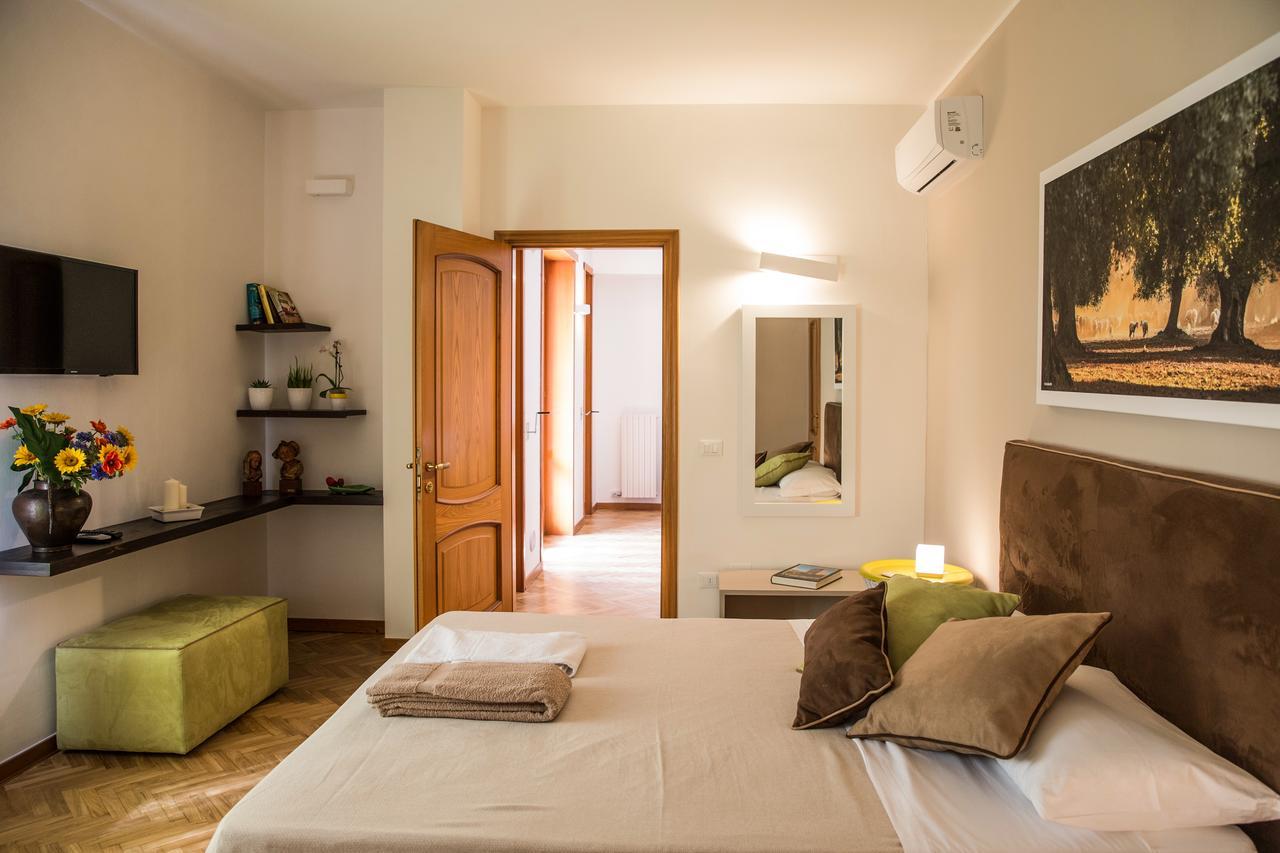 Novantanove B&B Lecce Bagian luar foto
